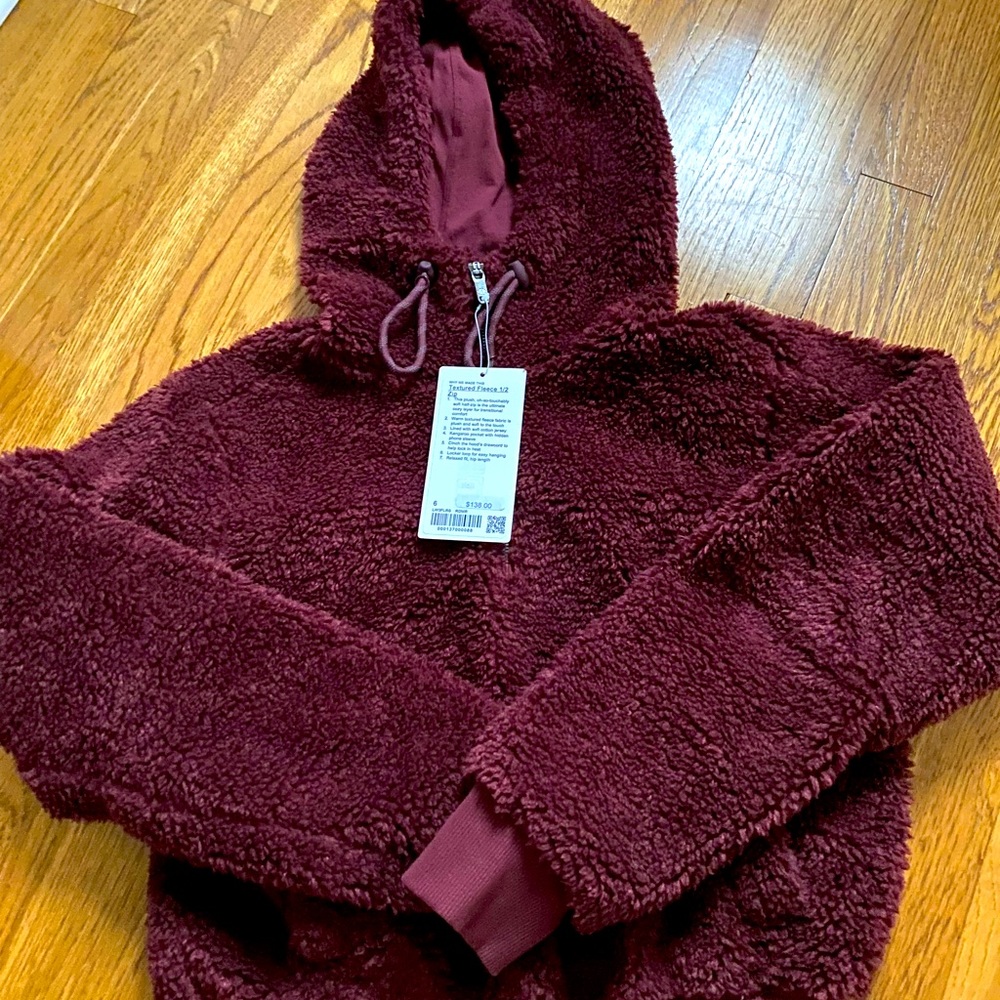 NWT-🍋 Lululemon Textured Fleece 1/2 zip